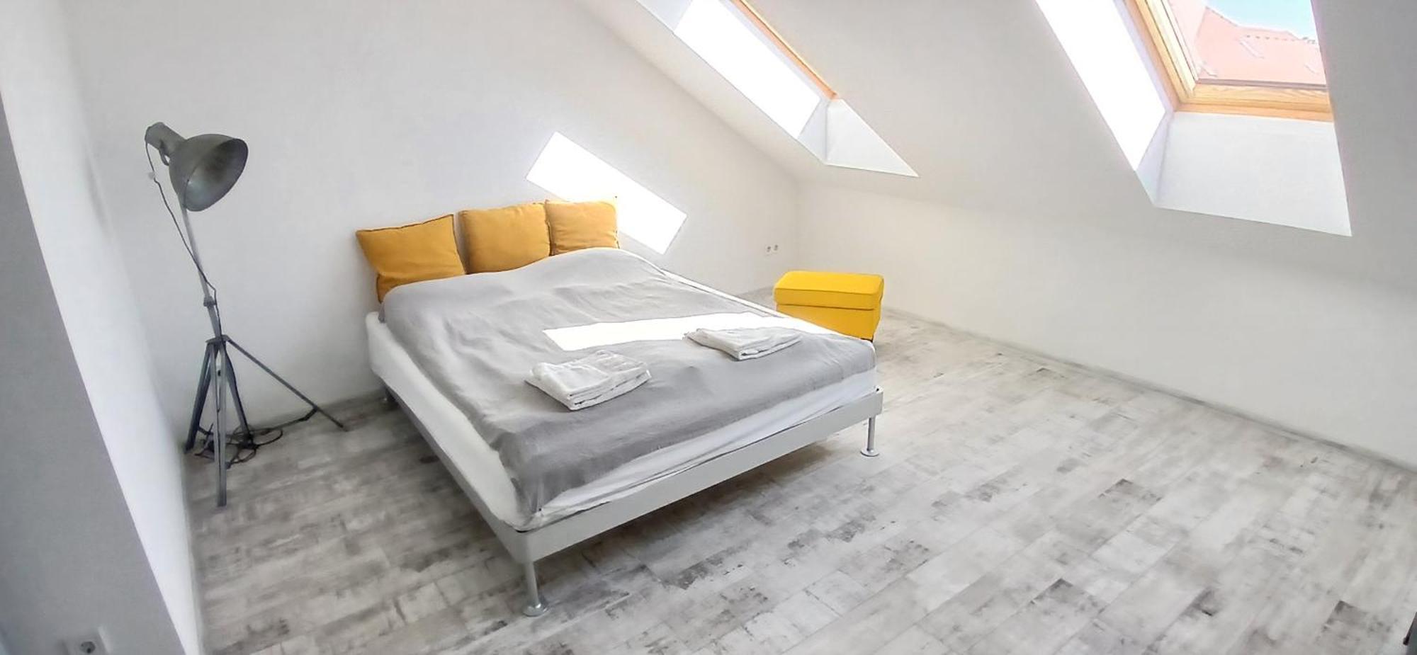 8X8 Tetoter Apartman Szeged Luaran gambar