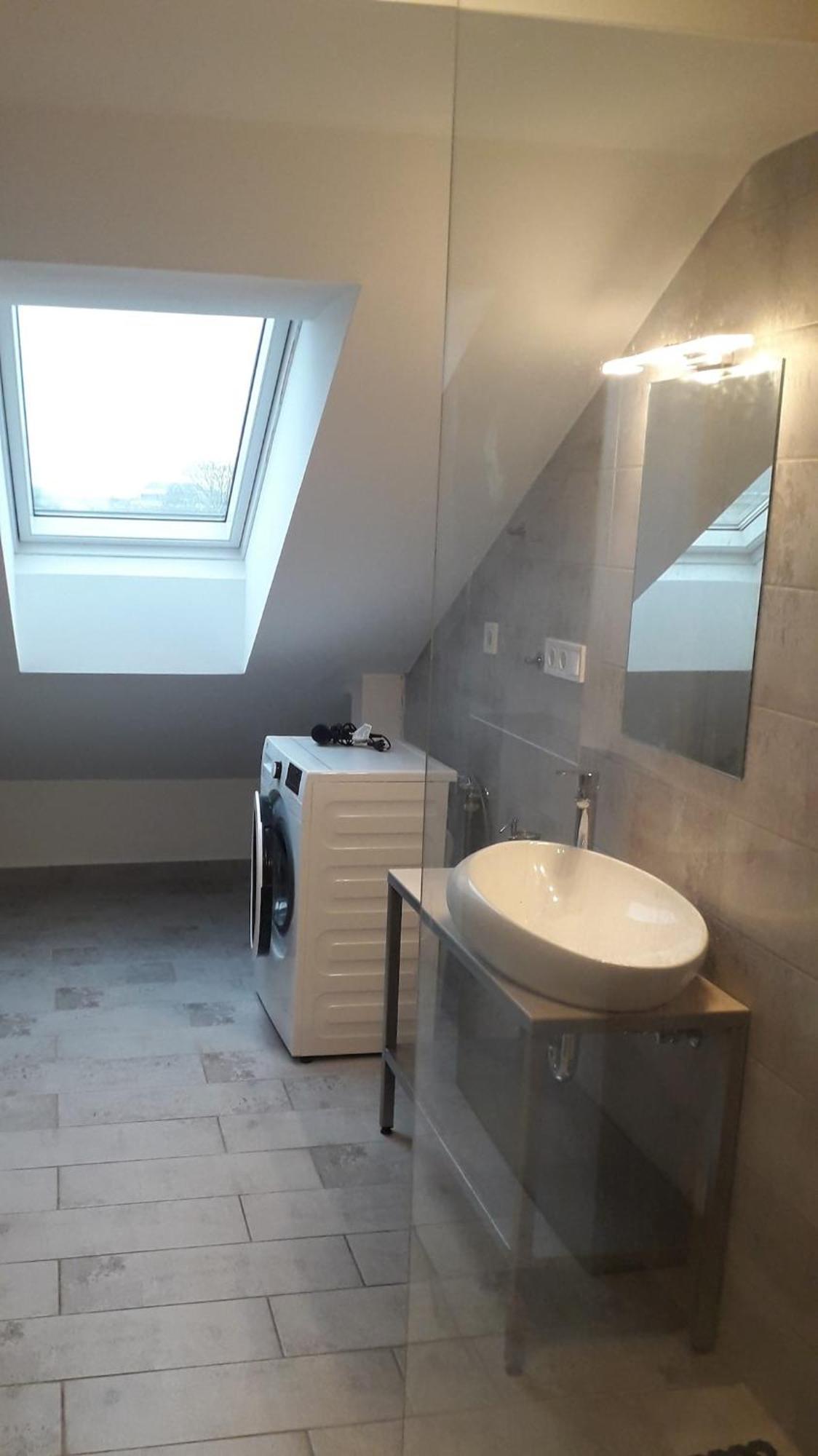 8X8 Tetoter Apartman Szeged Luaran gambar